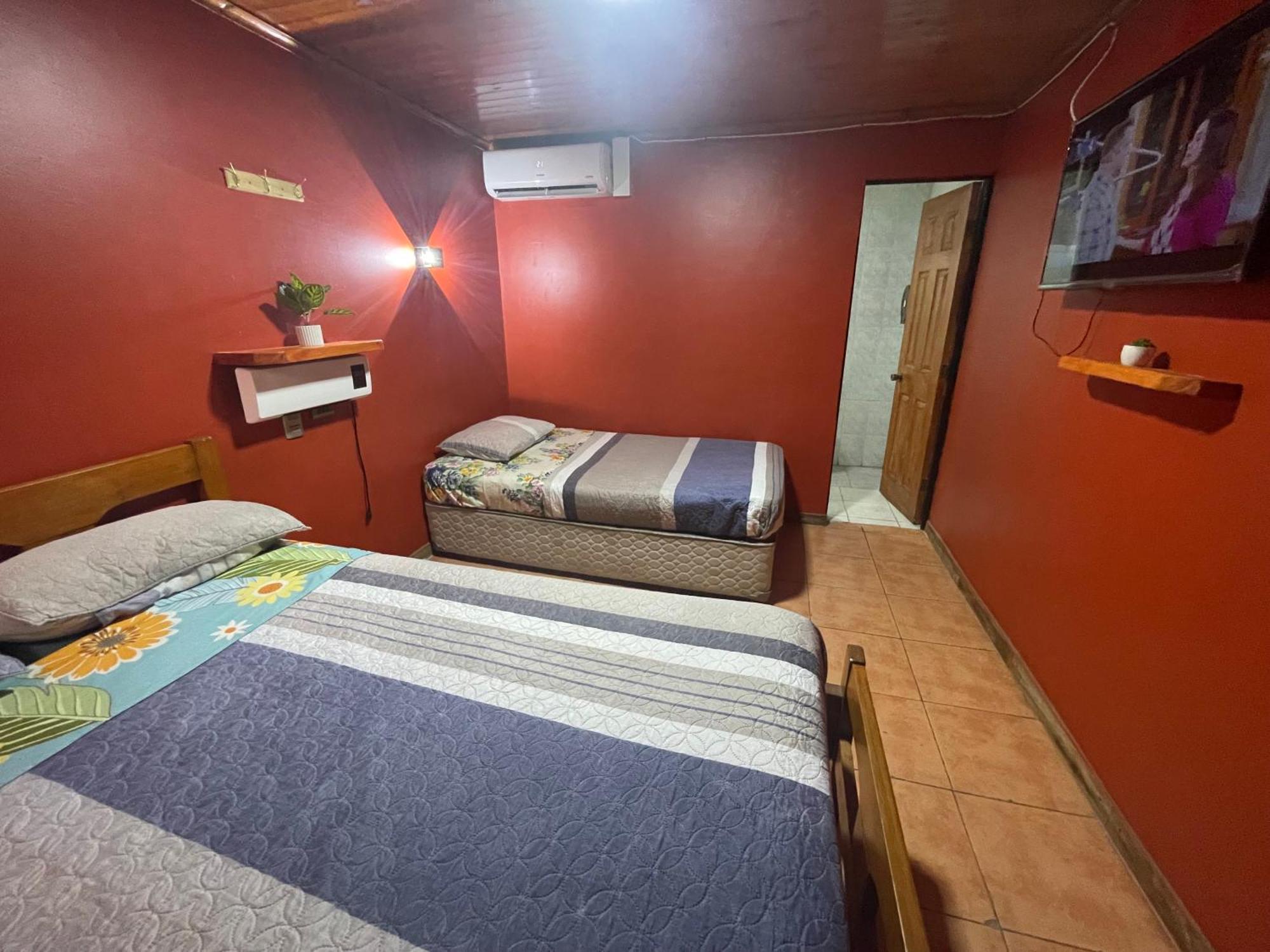 Bed and Breakfast Residencial Don Santiago Talca  Zewnętrze zdjęcie